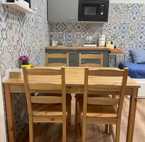 In Centro Storico Apartman Intra